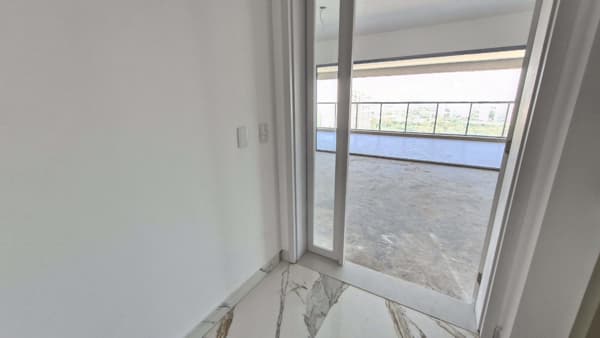 Apartamento à venda no bairro Vila Sofia em São Paulo/SP