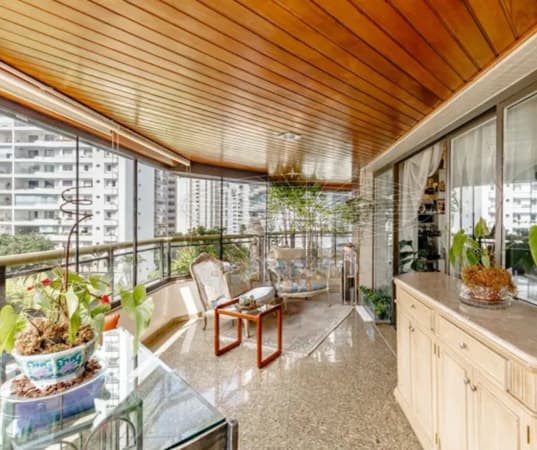 Apartamento à venda no bairro Vila Suzana em São Paulo/SP