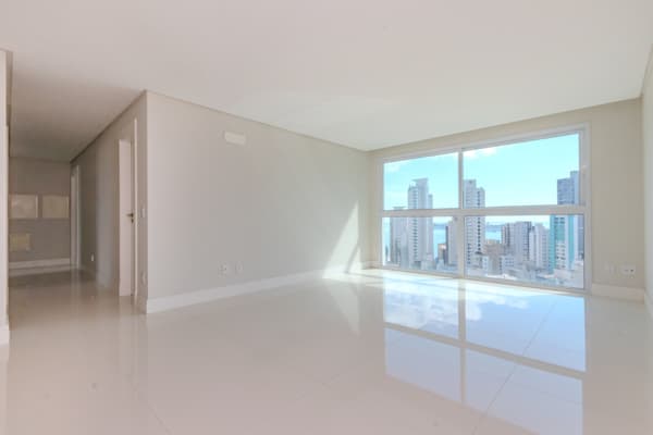 Apartamento à venda no bairro Centro em Balneário Camboriú/SC