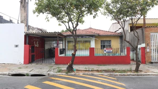 Casa à venda no bairro Parque Peruche em São Paulo/SP