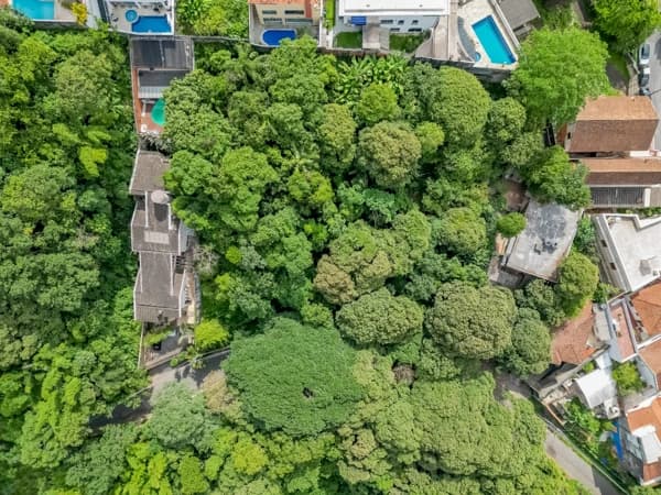 Terreno à venda no bairro Vila Irmãos Arnoni em São Paulo/SP