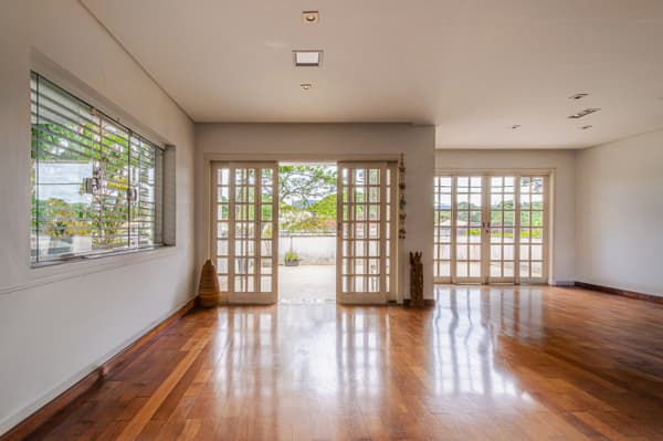 Casa à venda no bairro Jardim Leonor Mendes de Barros em São Paulo/SP