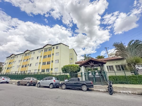 Apartamento à venda no bairro Ayrosa em Osasco/SP