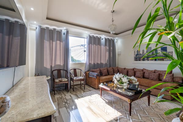 Sobrado à venda no bairro Jardim Mimas em Embu das Artes/SP