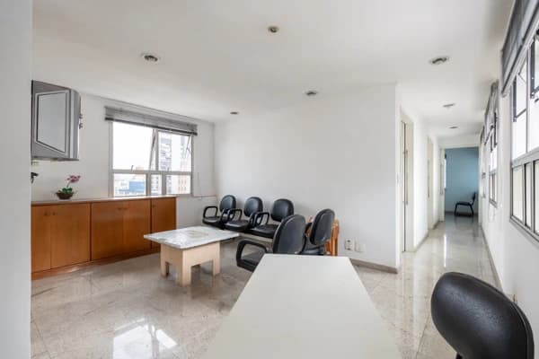 Sala comercial à venda no bairro Jardim Paulista em São Paulo/SP