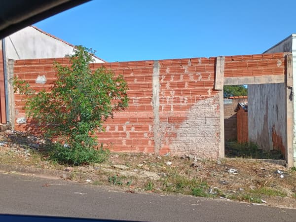 Terreno à venda no bairro Jardim São Francisco em Franca/SP