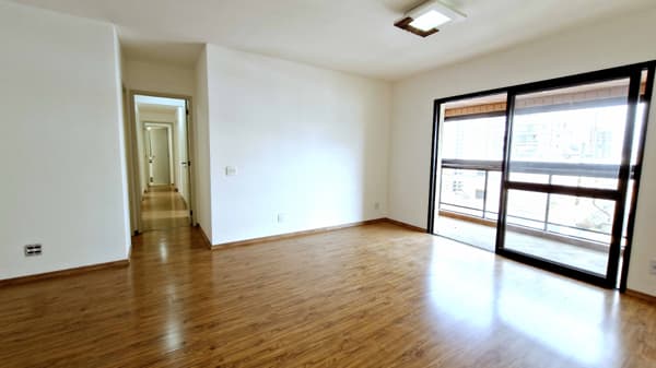 Apartamento à venda no bairro Campo Belo em São Paulo/SP