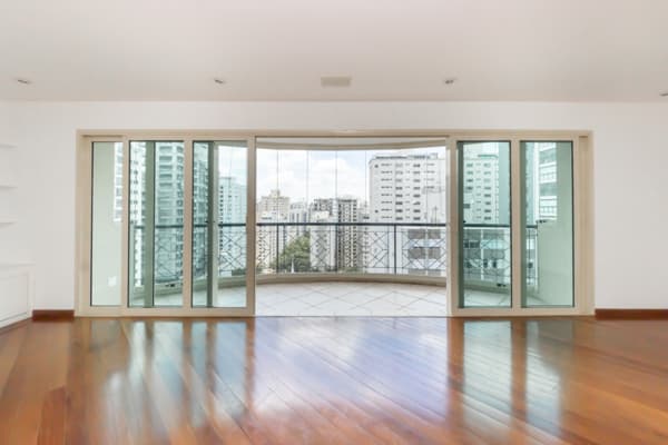 Apartamento à venda no bairro Moema em São Paulo/SP