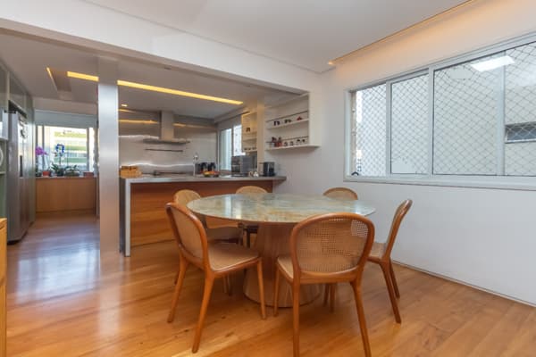 Apartamento à venda no bairro Itaim Bibi em São Paulo/SP