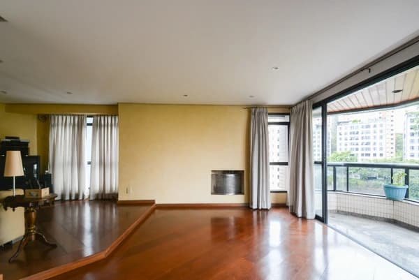 Apartamento à venda no bairro Vila Suzana em São Paulo/SP