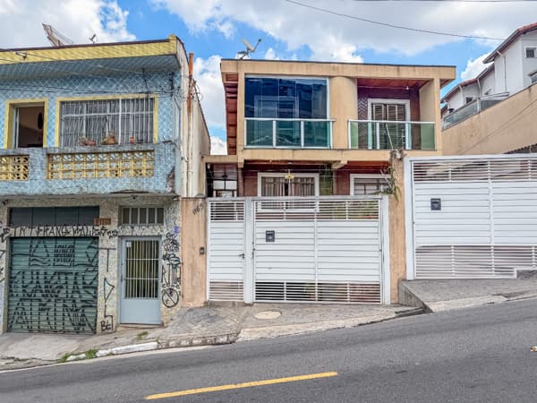 Sobrado à venda no bairro Moinho Velho em São Paulo/SP