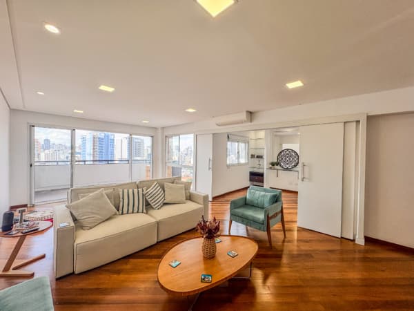 Apartamento à venda no bairro Pinheiros em São Paulo/SP