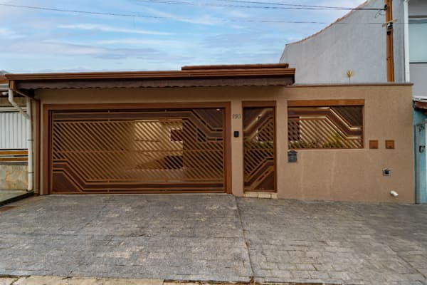 Casa à venda no bairro Jardim Tannus em Jundiaí/SP