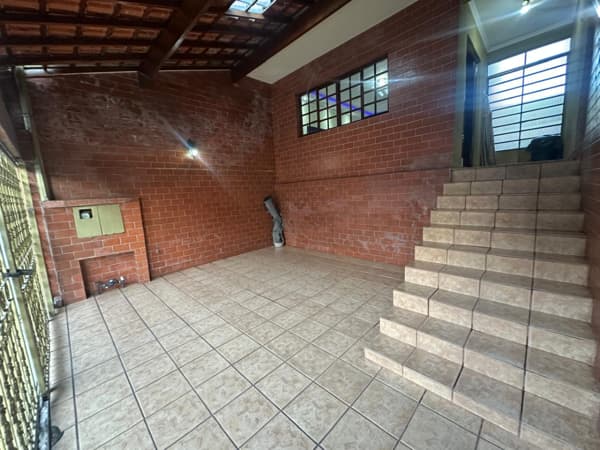 Casa à venda no bairro Jardim Rossi em Guarulhos/SP