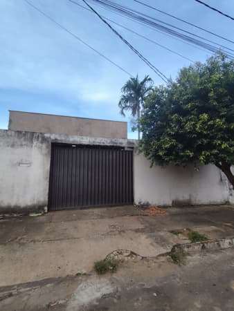 Casa à venda no bairro Jardim Bispo Pedro Casaldáliga em Rondonópolis/MT