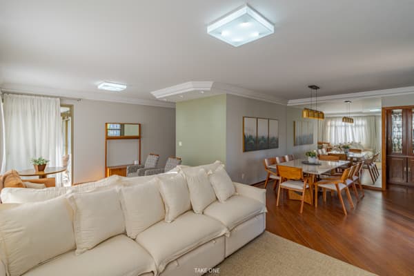 Apartamento à venda no bairro Cambuí em Campinas/SP