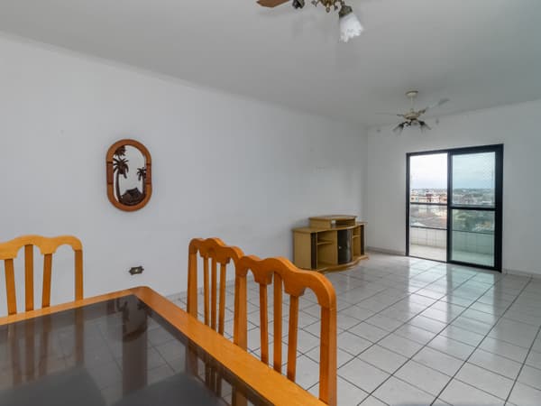 Apartamento para alugar no bairro Ocian em Praia Grande/SP