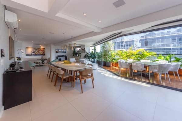 Apartamento à venda no bairro Chácara Santo Antônio em São Paulo/SP