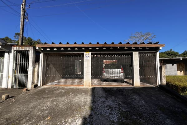 Casa à venda no bairro Suíssa em Ribeirão Pires/SP