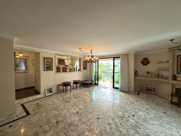 Apartamento à venda no bairro Jardim Vila Mariana em São Paulo/SP