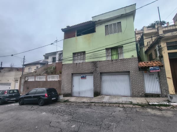 Sobrado à venda no bairro Moinho Velho em São Paulo/SP