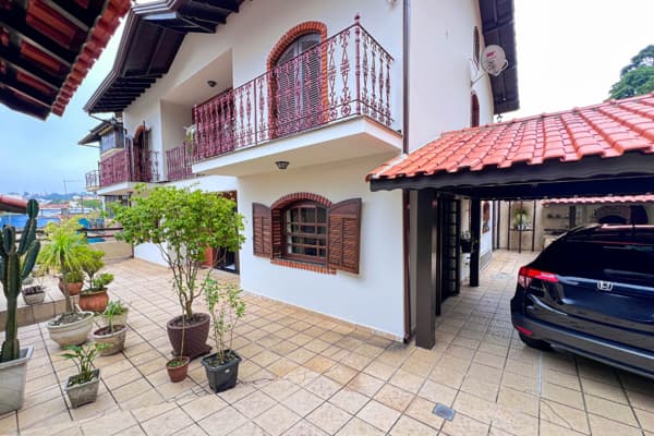 Casa à venda no bairro Centro em Ribeirão Pires/SP