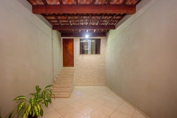 Sobrado à venda no bairro Jardim Vivan em São Paulo/SP