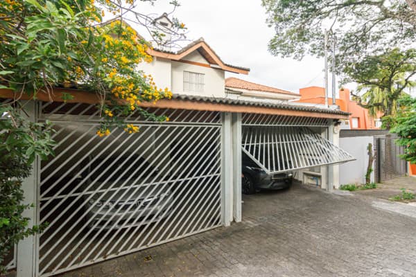 Casa à venda no bairro Jardim Leonor em São Paulo/SP