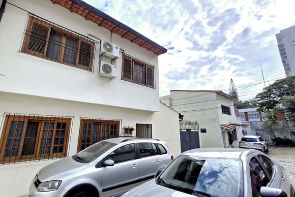 Casa à venda no bairro Vila Cordeiro em São Paulo/SP