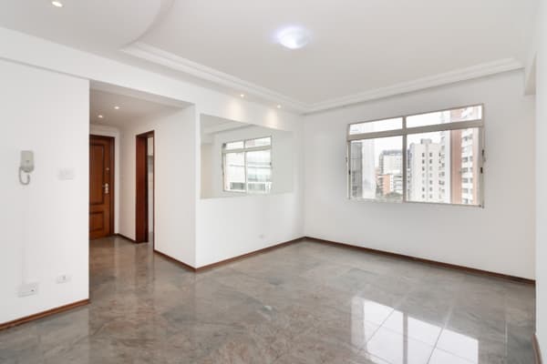 Apartamento à venda no bairro Vila Nova Conceição em São Paulo/SP