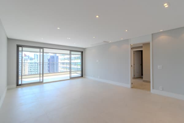 Apartamento à venda no bairro Moema em São Paulo/SP