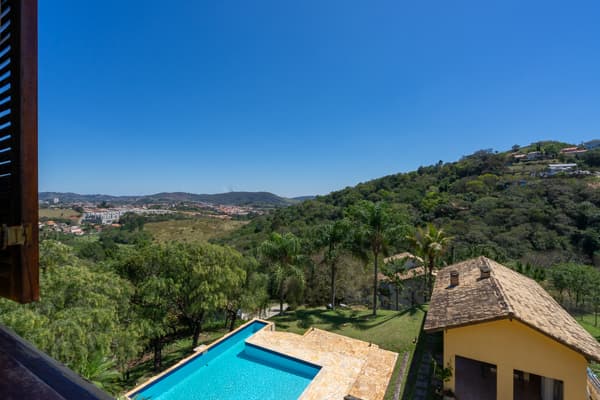 Casa à venda no bairro Vila Santo Antônio em São Roque/SP