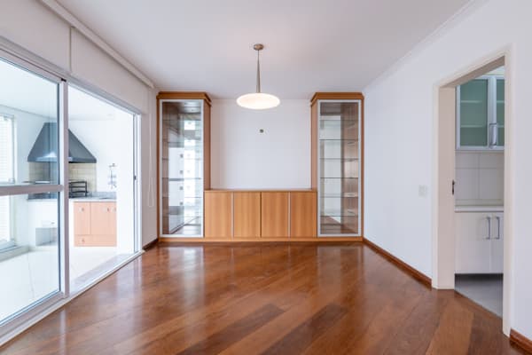 Apartamento para alugar no bairro Campo Belo em São Paulo/SP