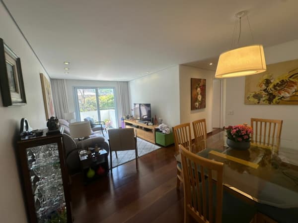 Apartamento à venda no bairro Vila Sofia em São Paulo/SP