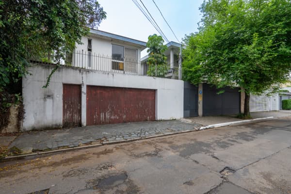 Casa à venda no bairro Moema em São Paulo/SP
