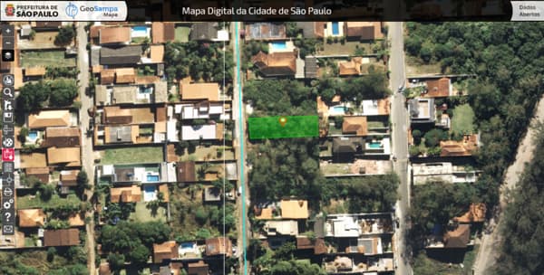 Terreno à venda no bairro Parque do Terceiro Lago em São Paulo/SP