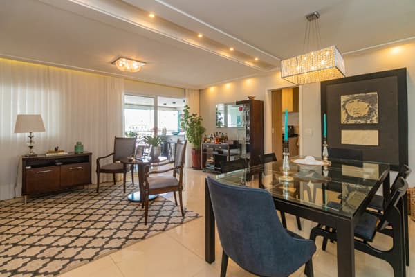 Apartamento à venda no bairro Vila Alexandria em São Paulo/SP