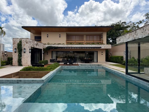 Casa à venda no bairro Jardim Olhos D´Água I em Ribeirão Preto/SP