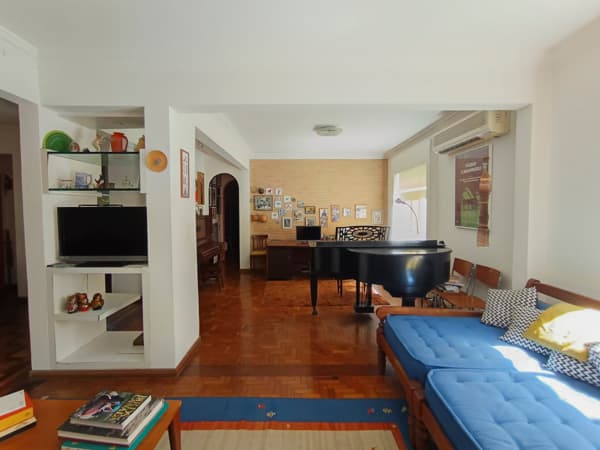 Apartamento à venda no bairro Vila Nova Conceição em São Paulo/SP