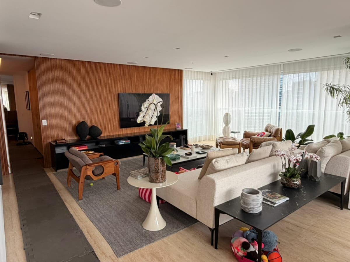 Apartamento à venda no bairro Vila Olímpia em São Paulo/SP