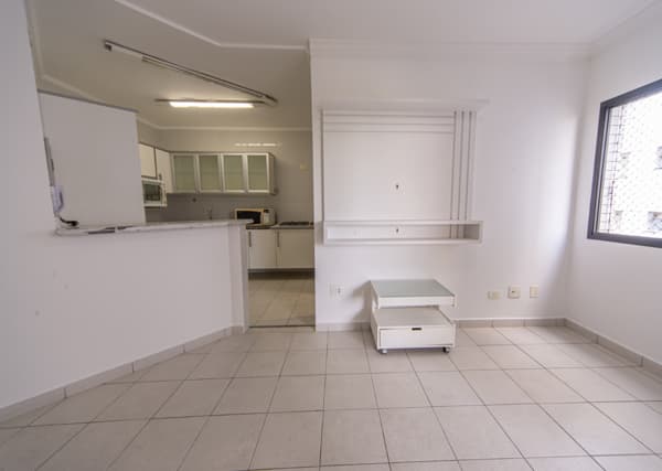 Apartamento à venda no bairro Jardim Astúrias em Guarujá/SP