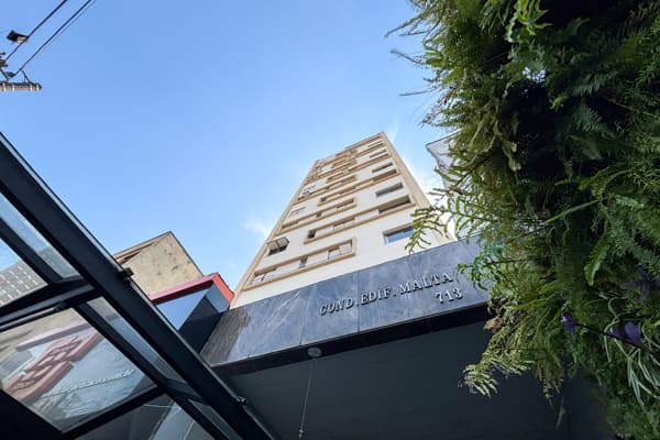 Apartamento à venda no bairro Vila Nova Conceição em São Paulo/SP
