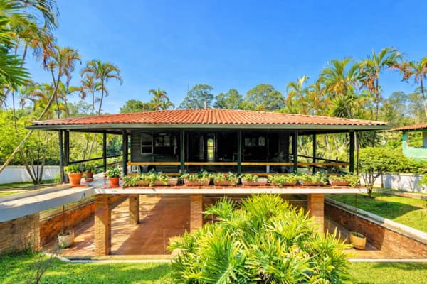 Casa à venda no bairro Jardim Colibri em Cotia/SP