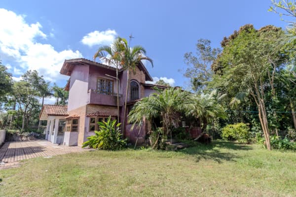 Casa à venda no bairro Fazenda da Ilha em Embu-Guaçu/SP