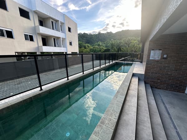 Apartamento à venda no bairro Ingleses do Rio Vermelho em Florianópolis/SC