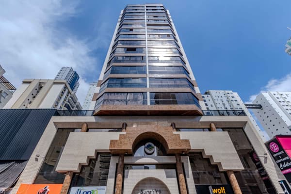 Apartamento à venda no bairro Centro em Balneário Camboriú/SC