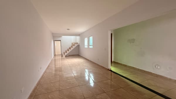 Sobrado à venda no bairro Jardim Nova Germania em São Paulo/SP