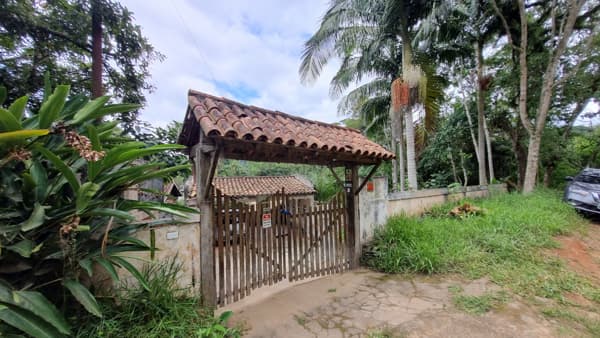 Casa à venda no bairro Vale do Sol em Embu das Artes/SP
