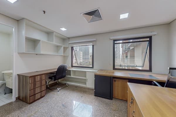 Sala comercial à venda no bairro Moema em São Paulo/SP