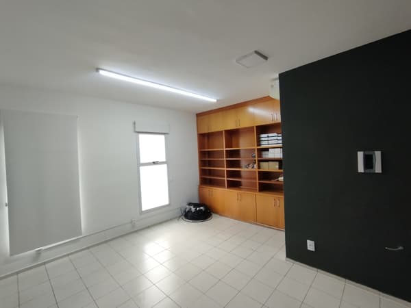 Sala comercial à venda no bairro Centro em Ribeirão Preto/SP